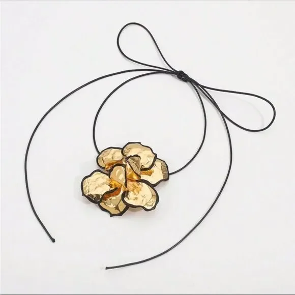Flower necklace N698 - Picture 2 of 4